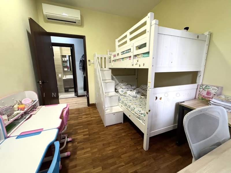 Rosewood, 1 Rosewood Drive, 3 Bedrooms, 1,550 sqft, Condominium For Rent, by Vincent Lim Boon Seng, 500076253 - Bedroom - PropertyGuru.com.sg