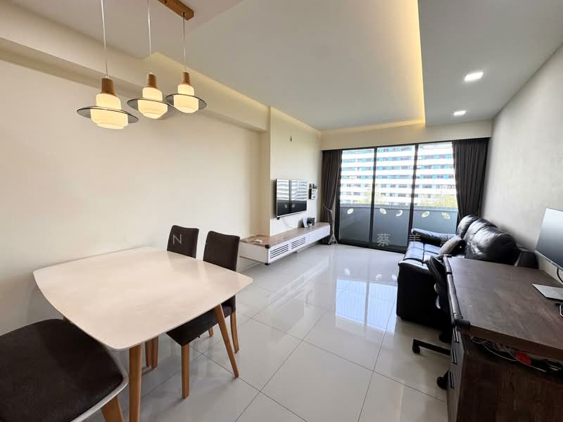 310C Punggol Walk HDB Flat For Sale at S$ 740,000 | PropertyGuru Singapore - Dining Room