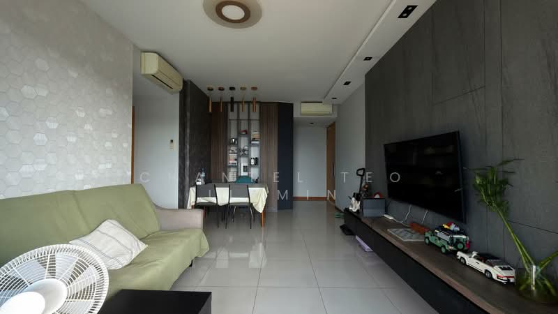 Waterview, 91 Tampines Avenue 1, 3 Bedrooms, 1,130 sqft, Condominium For Rent, by Chantel Teo Jiamin, 500076259 - Living Room - PropertyGuru.com.sg