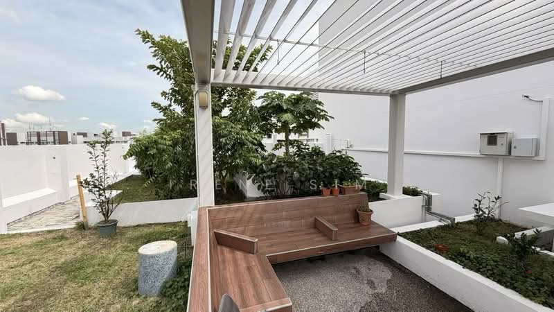 453A Bukit Batok West Avenue 6 HDB Flat For Sale at S$ 730,000 | PropertyGuru Singapore - Sky Terrace