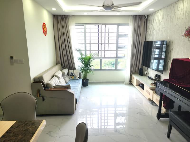 92B Telok Blangah Street 31 HDB Flat For Sale at S$ 939,000 | PropertyGuru Singapore - Living Room