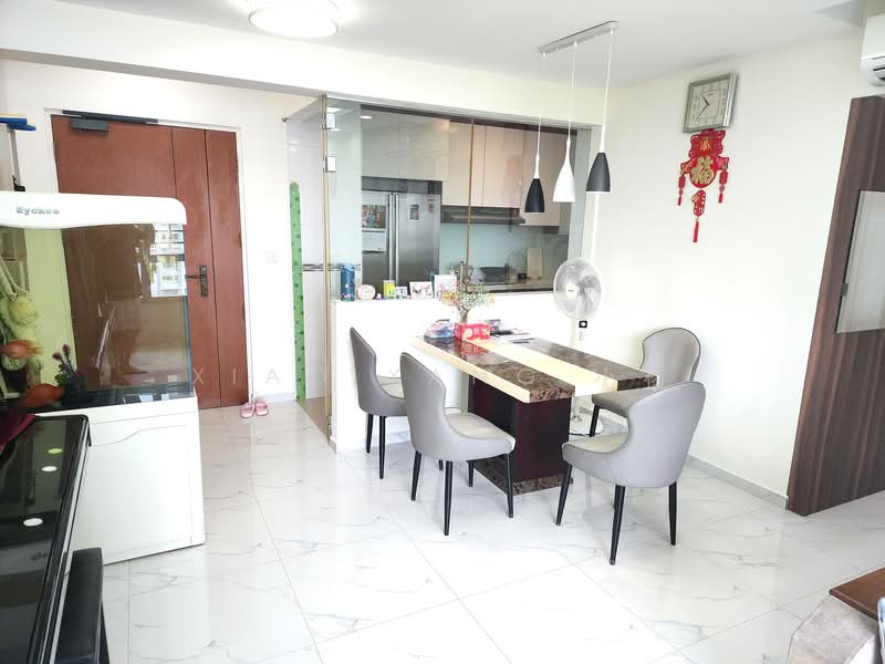 92B Telok Blangah Street 31 HDB Flat For Sale at S$ 939,000 | PropertyGuru Singapore - Dining Room