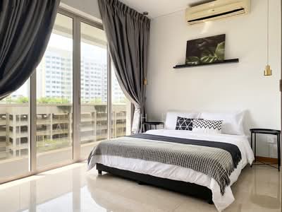 For Rent - Le Crescendo