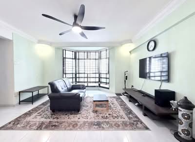 For Sale - 484 Admiralty Link