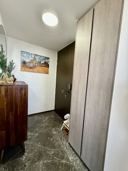 Avenue South Residence Condominium For Sale at S$ 1,980,000 | PropertyGuru Singapore - Entrance