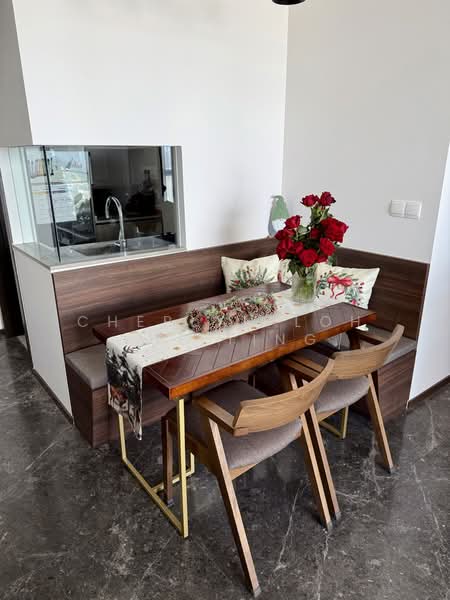 Avenue South Residence Condominium For Sale at S$ 1,980,000 | PropertyGuru Singapore - Dining Room