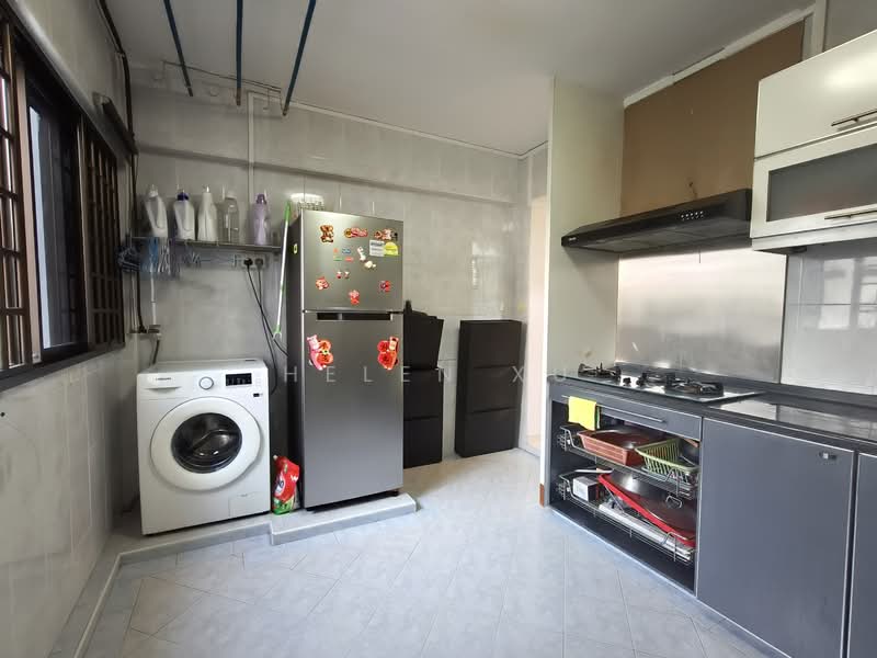 107 Bukit Batok West Avenue 6, 107 Bukit Batok West Avenue 6, Room Rental, 170 sqft, HDB Flat For Rent, by Helen Xu, 500076334 - Kitchen - PropertyGuru.com.sg