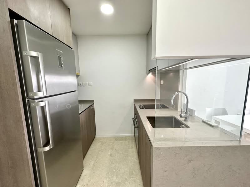 Avenue South Residence, 13 Silat Avenue, 2 Bedrooms, 721 sqft, Condominium For Sale, by Jonathan Koh, 500076339 - Kitchen - PropertyGuru.com.sg