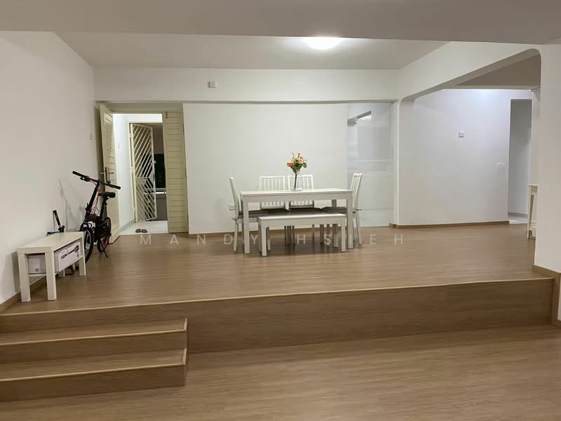 Ivory Heights, 124 Jurong East Street 13, Room Rental, 200 sqft, Condominium For Rent, by Mandy Hsieh, 500076353 - Dining Room - PropertyGuru.com.sg