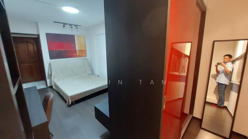 411 Commonwealth Avenue West, 411 Commonwealth Avenue West, Buona Vista / West Coast / Clementi New Town, Room Rental, 200 sqft, HDB Flat For Rent, by Colin Tan, 500076363 - Bedroom - PropertyGuru.com.sg