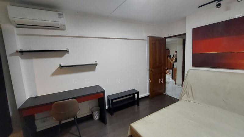 411 Commonwealth Avenue West, 411 Commonwealth Avenue West, Buona Vista / West Coast / Clementi New Town, Room Rental, 200 sqft, HDB Flat For Rent, by Colin Tan, 500076363 - Bedroom - PropertyGuru.com.sg