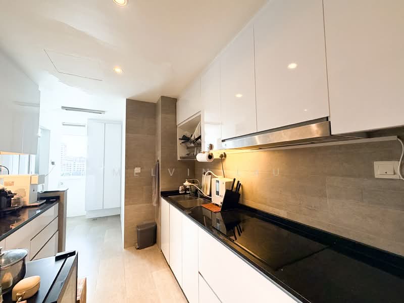The Trumps Condominium For Sale at S$ 2,180,000 | PropertyGuru Singapore - Kitchen