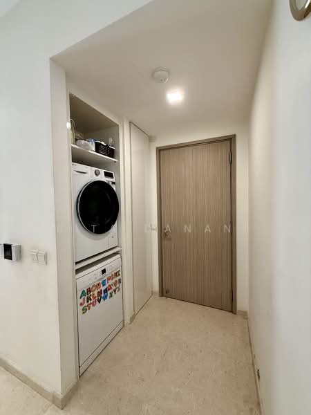 Flamingo Valley Condominium For Sale at S$ 2,800,000 | PropertyGuru Singapore - Laundry Area