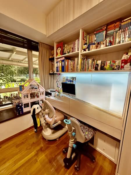 Flamingo Valley Condominium For Sale at S$ 2,800,000 | PropertyGuru Singapore - Bedroom