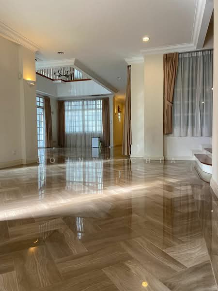 Beechwood Grove, Beechwood Grove, 8 Bedrooms, 9,545 sqft, Bungalow House For Rent, by Johnny Chia, 500076380 - Living Room - PropertyGuru.com.sg