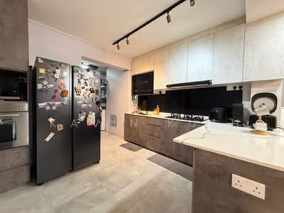 For Sale - 445 Sin Ming Avenue