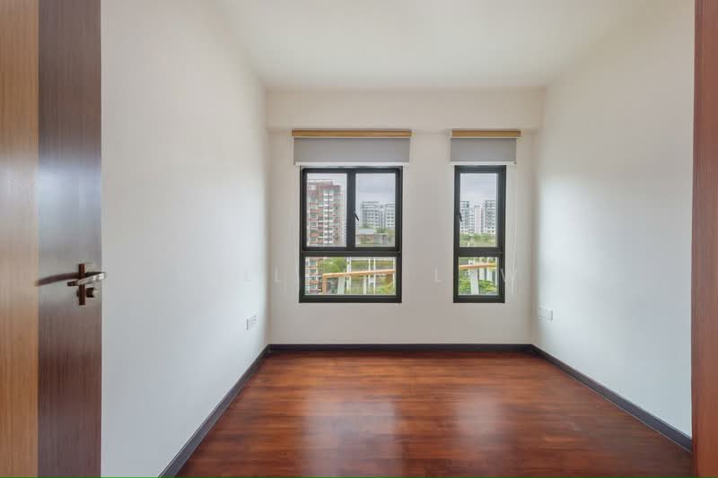 684D Edgedale Plains HDB Flat For Sale at S$ 720,000 | PropertyGuru Singapore - Interior