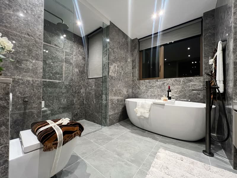 Pinetree Hill Condominium For Sale at S$ 4,382,000 | PropertyGuru Singapore - Bathroom