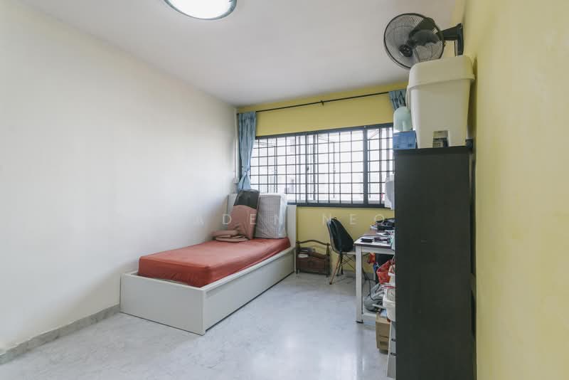 639 Rowell Road HDB Flat For Sale at S$ 999,999 | PropertyGuru Singapore - Bedroom 2
