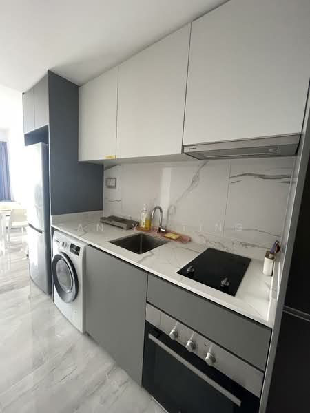 Affinity At Serangoon, 32 Serangoon North Avenue 1, 1 Bedroom, 474 sqft, Condominium For Rent, by Tan Yi Ting, 500076411 - Kitchen - PropertyGuru.com.sg