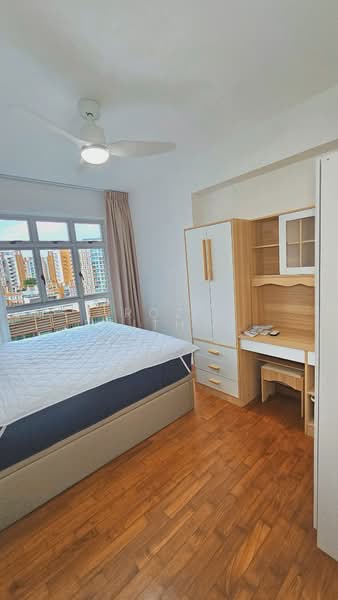 665C Punggol Drive HDB Flat For Sale at S$ 749,000 | PropertyGuru Singapore - Bedroom