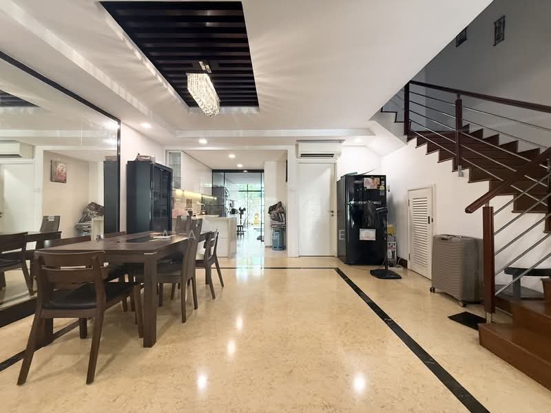 For Rent - Stratton Green