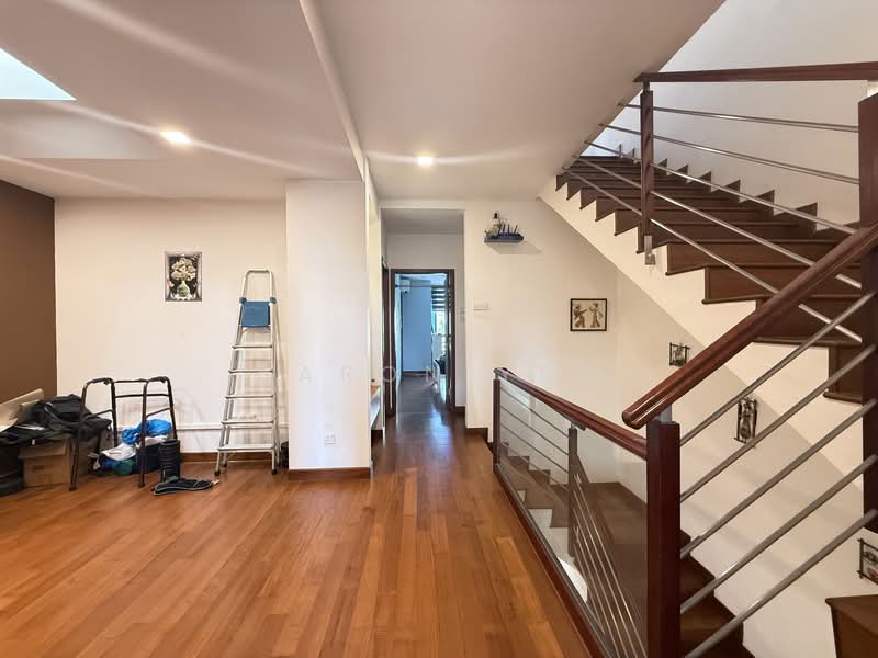 Stratton Park, Stratton Road, 5 Bedrooms, 3,300 sqft, Terraced House For Rent, by Aaron Yeo, 500076438 - PropertyGuru.com.sg