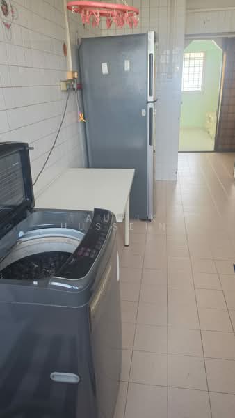 646 Yishun Street 61, 646 Yishun Street 61, Sembawang / Yishun, 3 Bedrooms, 904 sqft, HDB Flat For Rent, by Taufik Hussein, 500076456 - Kitchen - PropertyGuru.com.sg