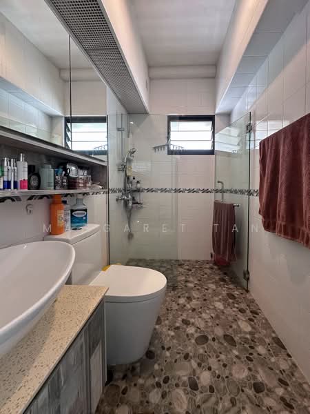 26C Jalan Membina HDB Flat For Sale at S$ 1,280,000 | PropertyGuru Singapore - Bathroom