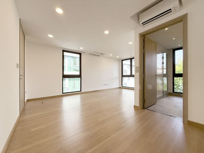 ⭐️RARE BRAND NEW PAIR SEMI-Ds @ FERNHILL! 1KM TO SCGS (PRIMARY) & MINS WALK TO STEVENS MRT!⭐️ Semi-Detached House For Sale at S$ 14,680,000 | PropertyGuru Singapore - Living Room