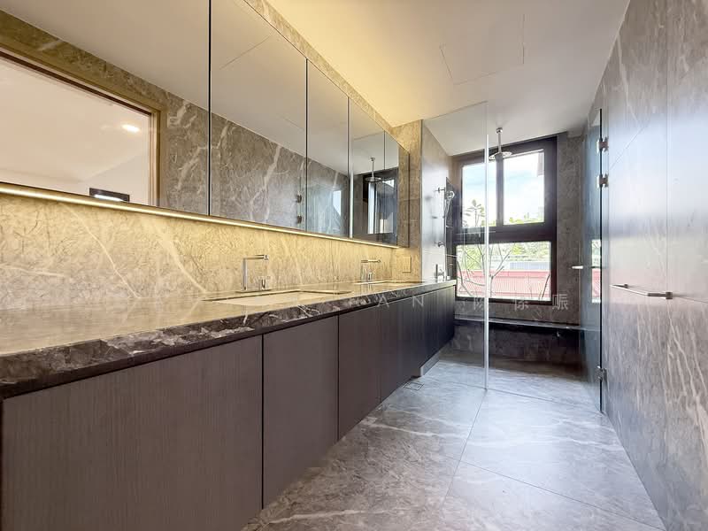 ⭐️RARE BRAND NEW PAIR SEMI-Ds @ FERNHILL! 1KM TO SCGS (PRIMARY) & MINS WALK TO STEVENS MRT!⭐️ Semi-Detached House For Sale at S$ 14,680,000 | PropertyGuru Singapore - Bathroom