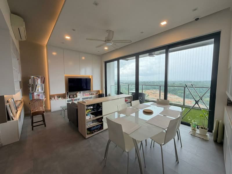 Cube 8 Condominium For Sale at S$ 3,050,000 | PropertyGuru Singapore - Living Room