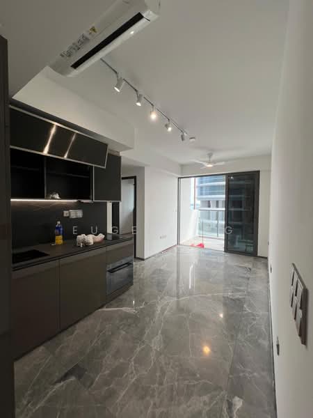 One Bernam, 1 Bernam Street, 3 Bedrooms, 807 sqft, Condominium For Rent, by Eugene Ng, 500076475 - Kitchen - PropertyGuru.com.sg