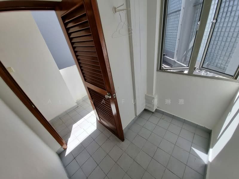 The Bayshore Condominium For Sale at S$ 1,889,000 | PropertyGuru Singapore - Interior