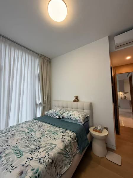 Cairnhill 16, 16 Cairnhill Rise, 2 Bedrooms, 775 sqft, Condominium For Rent, by Xu Helen, 500076477 - Bedroom - PropertyGuru.com.sg