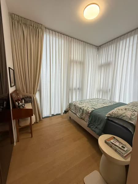 Cairnhill 16, 16 Cairnhill Rise, 2 Bedrooms, 775 sqft, Condominium For Rent, by Xu Helen, 500076477 - Bedroom - PropertyGuru.com.sg