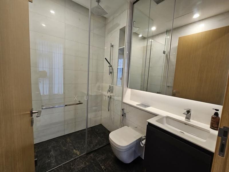 Cairnhill 16, 16 Cairnhill Rise, Orchard / River Valley, 2 Bedrooms, 775 sqft, Condominium For Rent, by Xu Helen, 500076477 - Bathroom - PropertyGuru.com.sg