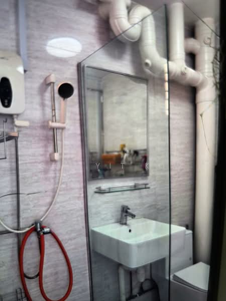 321 Sembawang Close, 321 Sembawang Close, Room Rental, 100 sqft, HDB Flat For Rent, by Goh Yit Kow, 500076488 - Bathroom - PropertyGuru.com.sg