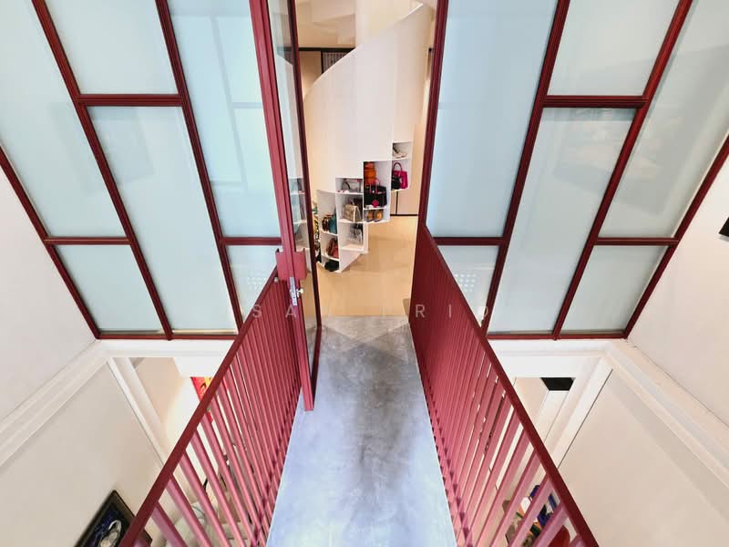 For Sale - Dashing Modern Orchard Couple's Showpiece