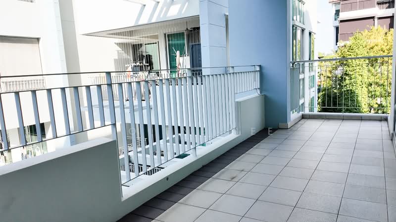 The Stellar, 20 West Coast Road, 3 Bedrooms, 1,335 sqft, Condominium For Rent, by Jolene See, 500076552 - Balcony - PropertyGuru.com.sg