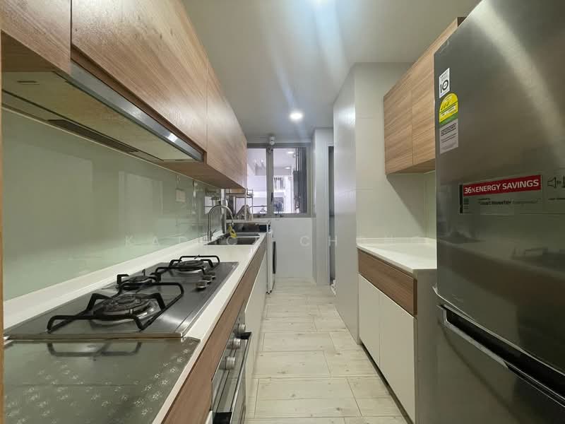 Sea Horizon Executive Condominium For Sale at S$ 1,500,000 | PropertyGuru Singapore - Kitchen