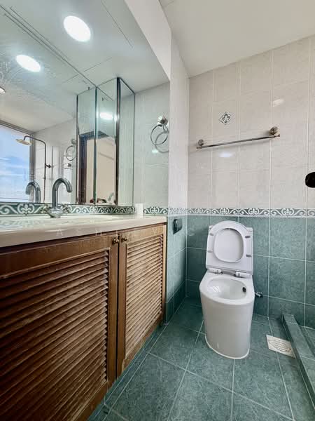 Bullion Park, 160 Lentor Loop, 3 Bedrooms, 1,259 sqft, Condominium For Rent, by Ashley Chia, 500076561 - Bathroom - PropertyGuru.com.sg