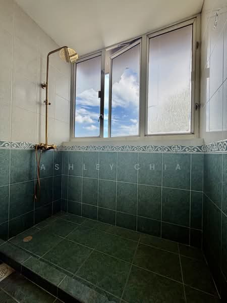 Bullion Park, 160 Lentor Loop, 3 Bedrooms, 1,259 sqft, Condominium For Rent, by Ashley Chia, 500076561 - Bathroom - PropertyGuru.com.sg