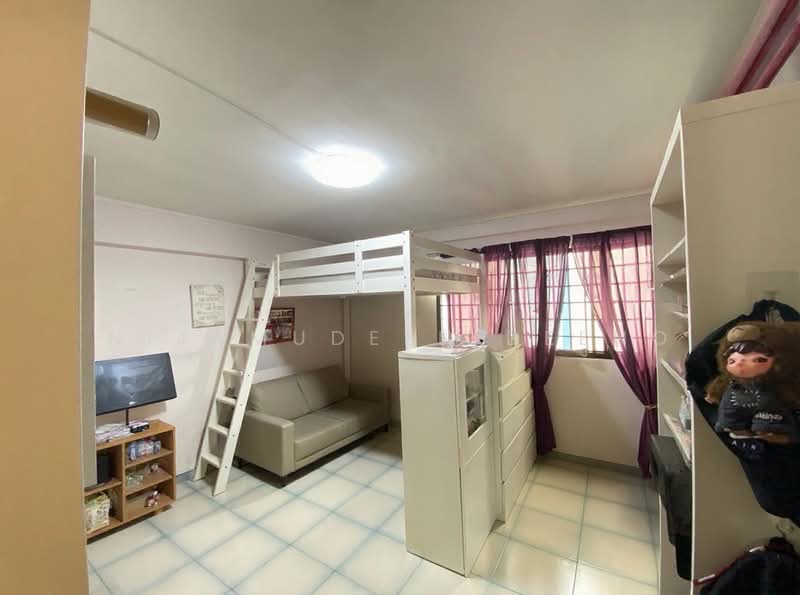 265 Yishun Street 22 HDB Flat For Sale at S$ 649,999 | PropertyGuru Singapore - Bedroom