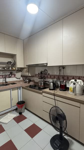 530 Serangoon North Avenue 4, 530 Serangoon North Avenue 4, Room Rental, 130 sqft, HDB Flat For Rent, by Amy Chen, 500076563 - Kitchen - PropertyGuru.com.sg