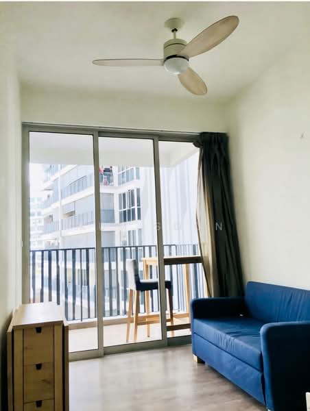 Heron Bay Executive Condominium For Sale at S$ 2,480,000 | PropertyGuru Singapore - Balcony