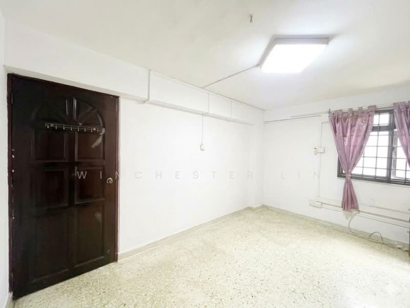 112 Lorong 1 Toa Payoh HDB Flat For Sale at S$ 358,000 | PropertyGuru Singapore - Bedroom 2