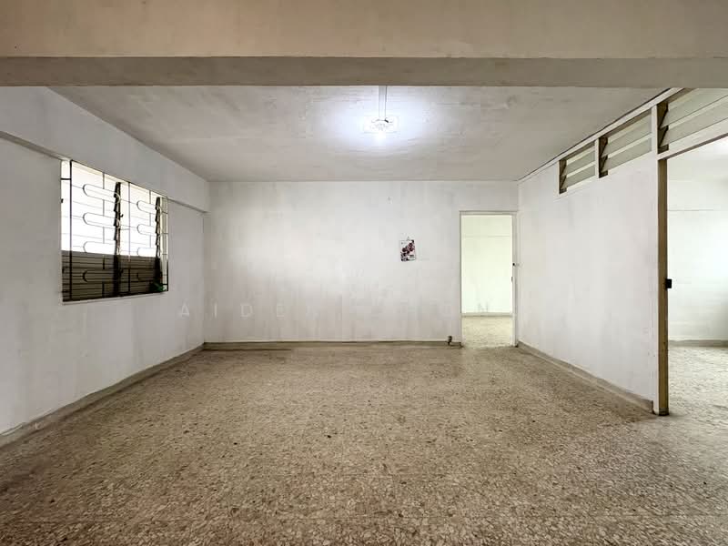 379 Clementi Avenue 5 HDB Flat For Sale at S$ 538,000 | PropertyGuru Singapore - Living 