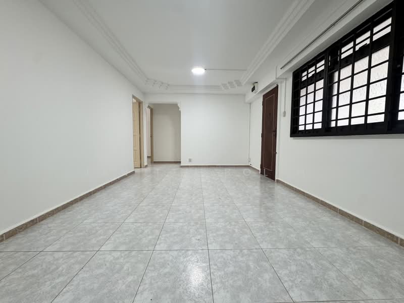 754 Yishun Street 72, 754 Yishun Street 72, 3 Bedrooms, 904 sqft, HDB Flat For Sale, by Ian Teh Boleh, 500076594 - Interior before renovation - PropertyGuru.com.sg