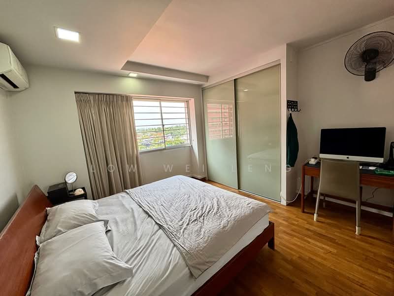 453 Sin Ming Avenue HDB Flat For Sale at S$ 1,100,000 | PropertyGuru Singapore - Bedroom